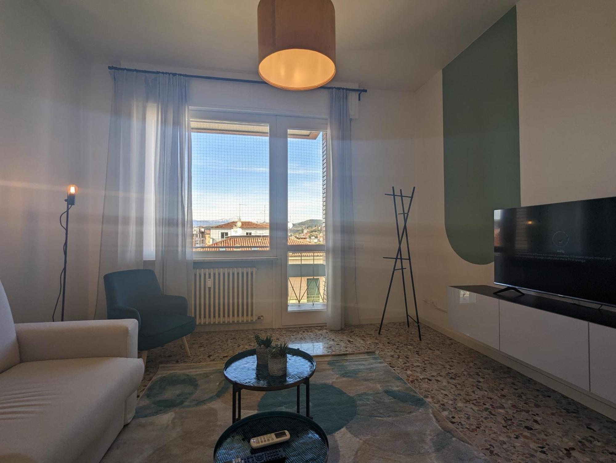 Apartamento Big House-Private Parking-12" Walk From The Arena Verona Exterior foto