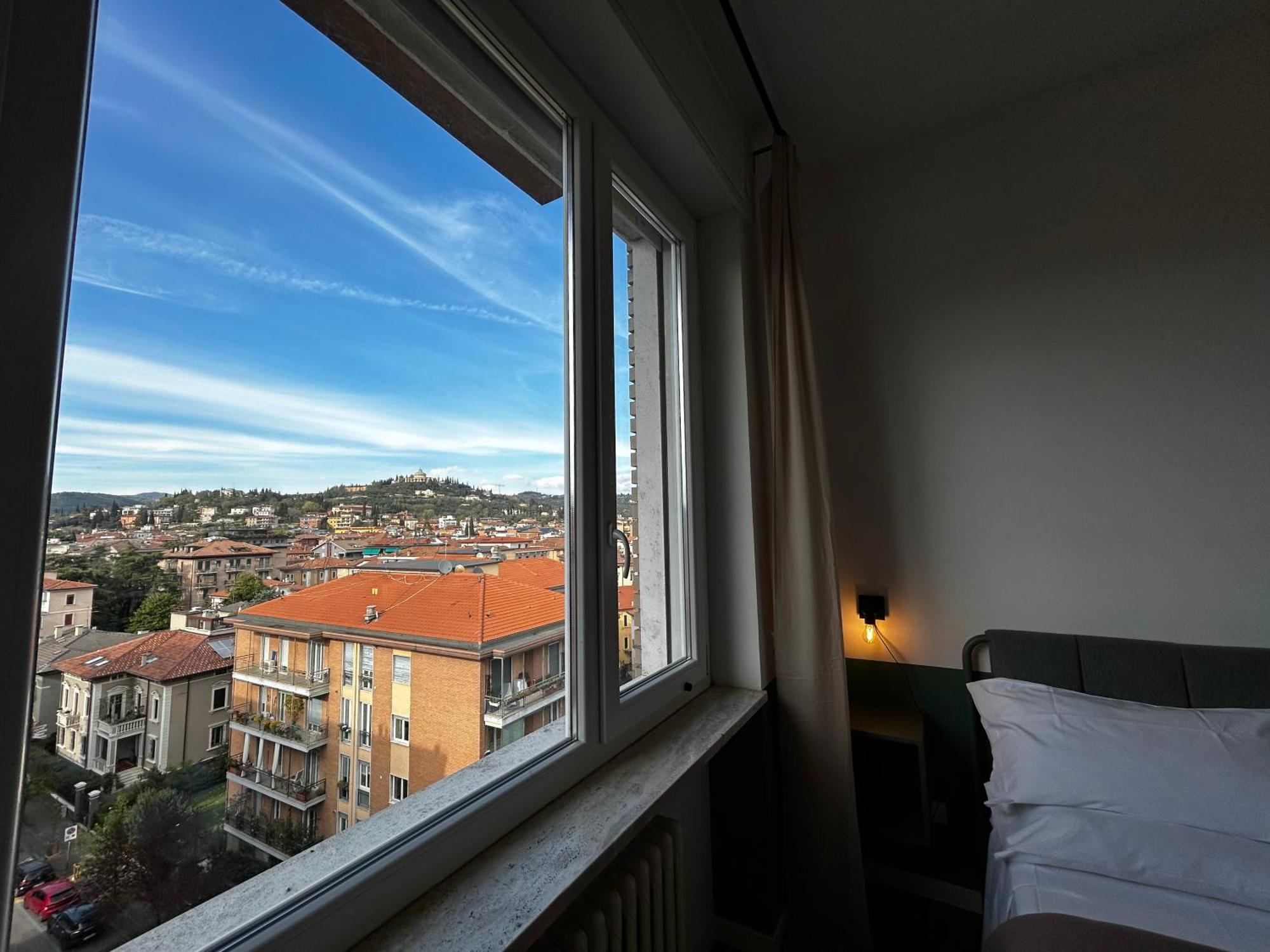 Apartamento Big House-Private Parking-12" Walk From The Arena Verona Exterior foto